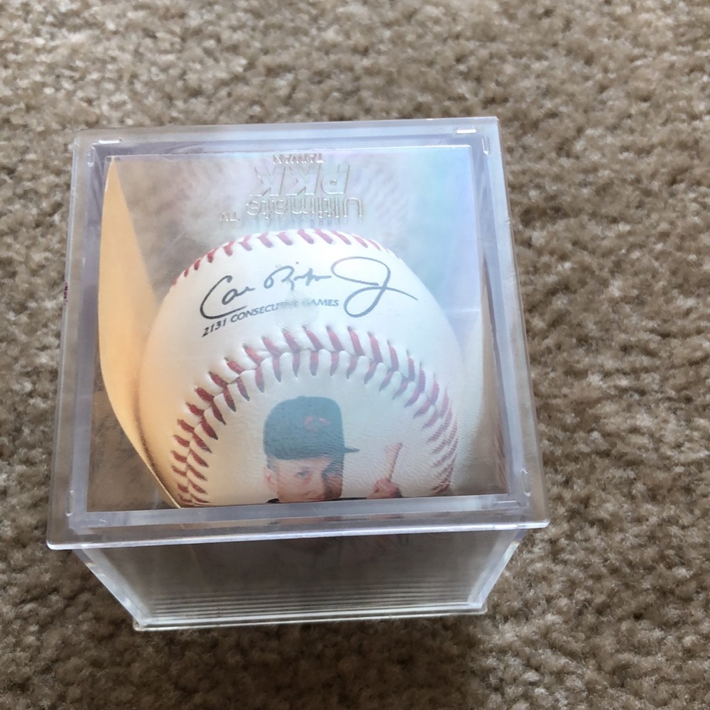 Cal Ripken Jr. Ironman Commemorative Photo Ball - Picture 5 of 7